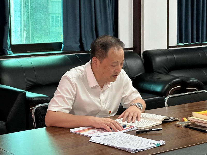 湖南糧油集團副董事長、總經(jīng)理劉浩英到匯東國際講主題教育專題黨課